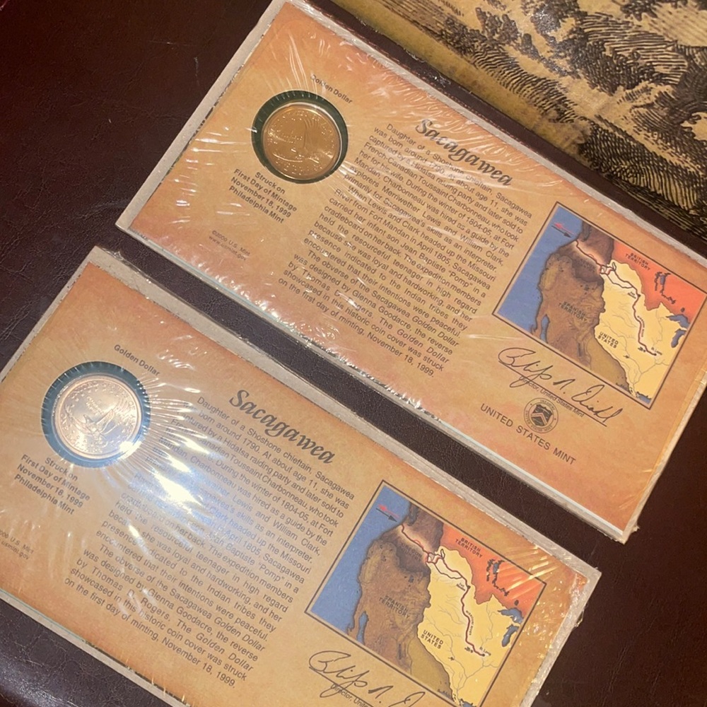 Lot of 2 Sacagawea Dollar Coins 🇺🇸 U.S. $1.00